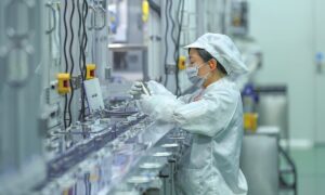 China builds world’s largest battery industry; R&D should accelerate